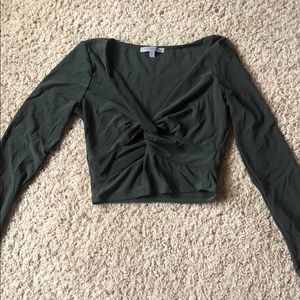 Long sleeve crop top